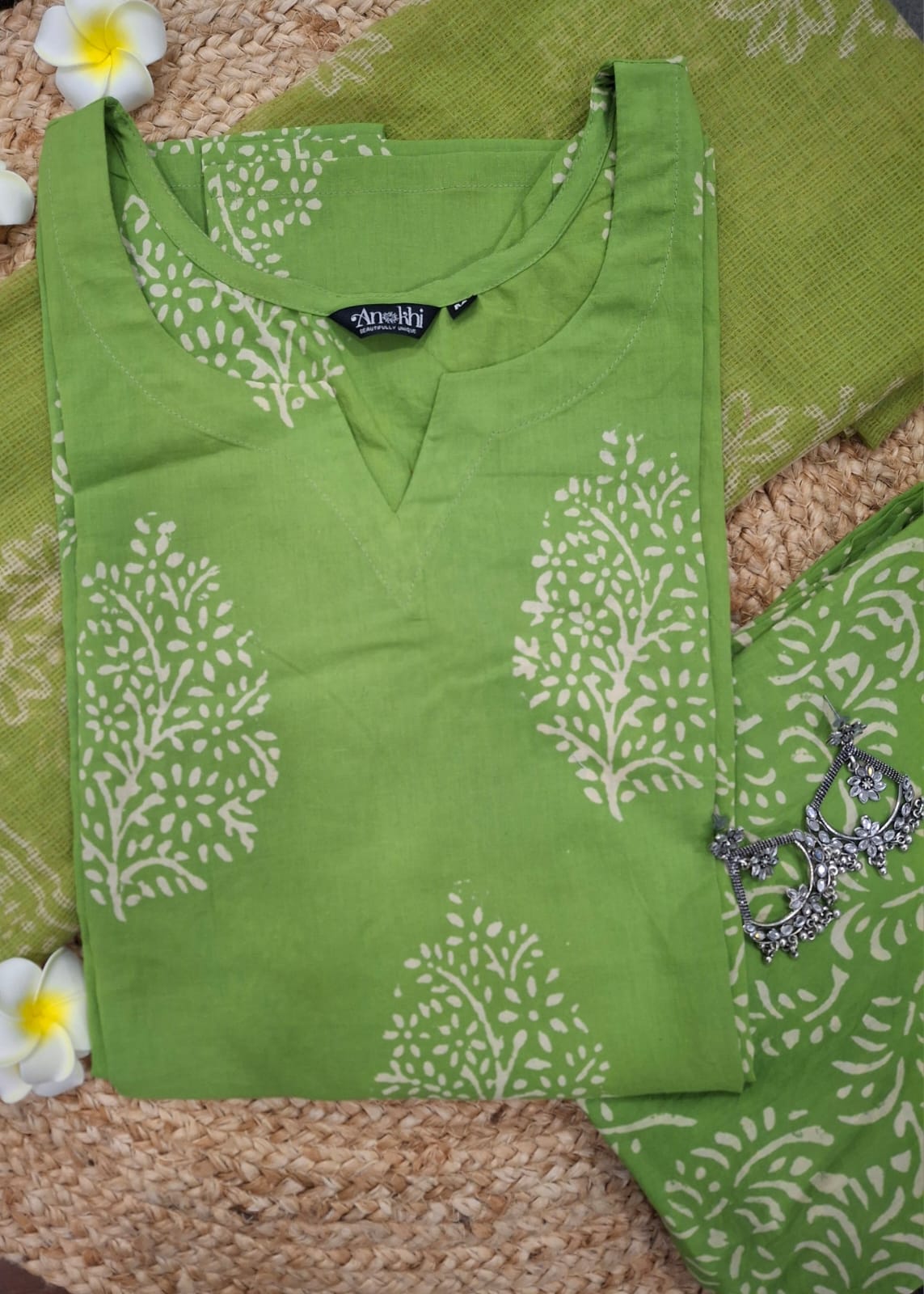 " Khushi" - Vibrant Green 3 Pcs set