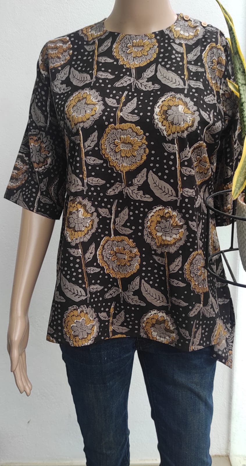 Black block printed pure cotton short kurta - Ethinic Work Wear front vertical front profile