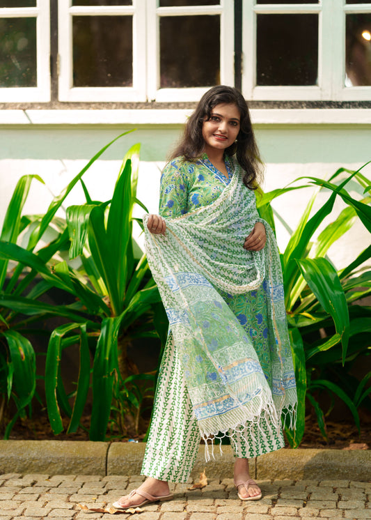 "Moti" - Floral Jaipuri kurta set