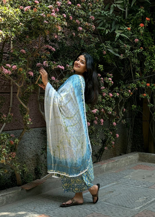 Nitara - The blue block printed set