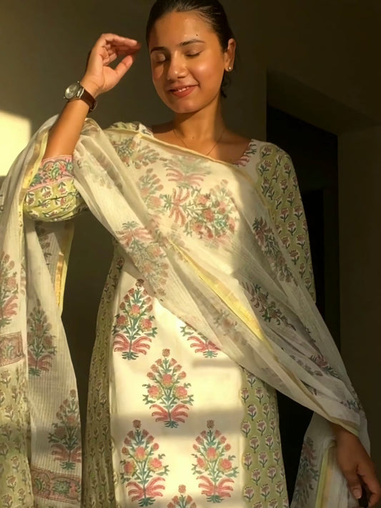 Kurta Dupatta Set