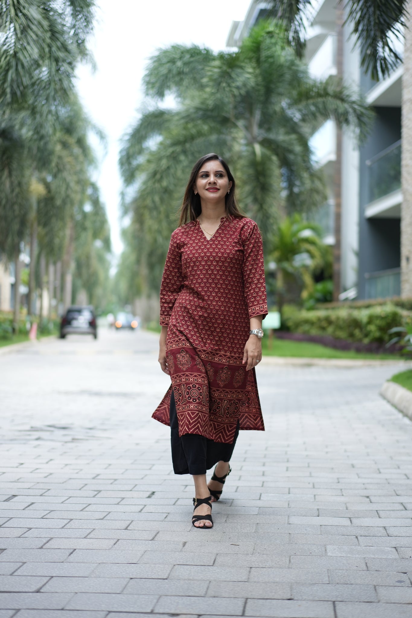 Maroon printed color neck kurta