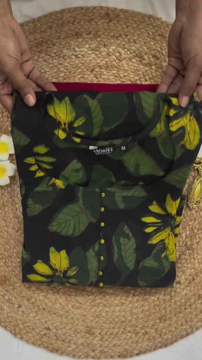 Pia - The Red and Blue kurta